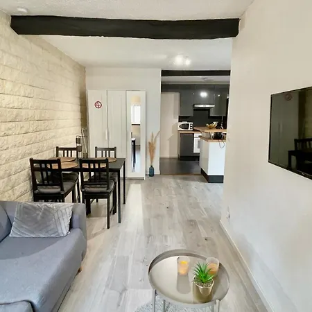 T2 Cosy Et Proche Gare Apartamento *